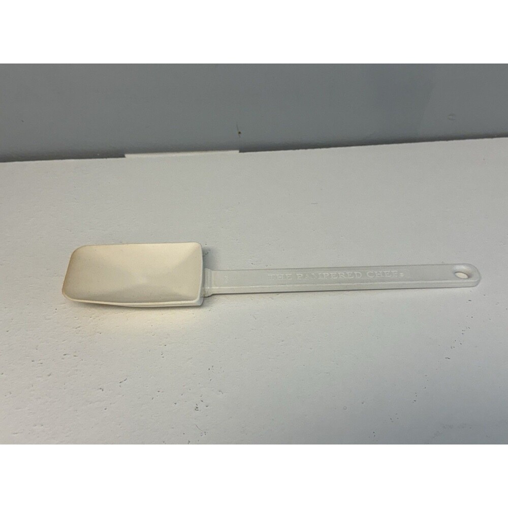 Vintage Pampered Chef White Silicone Mix 'N Scrape Spatula Spoonula USA Made